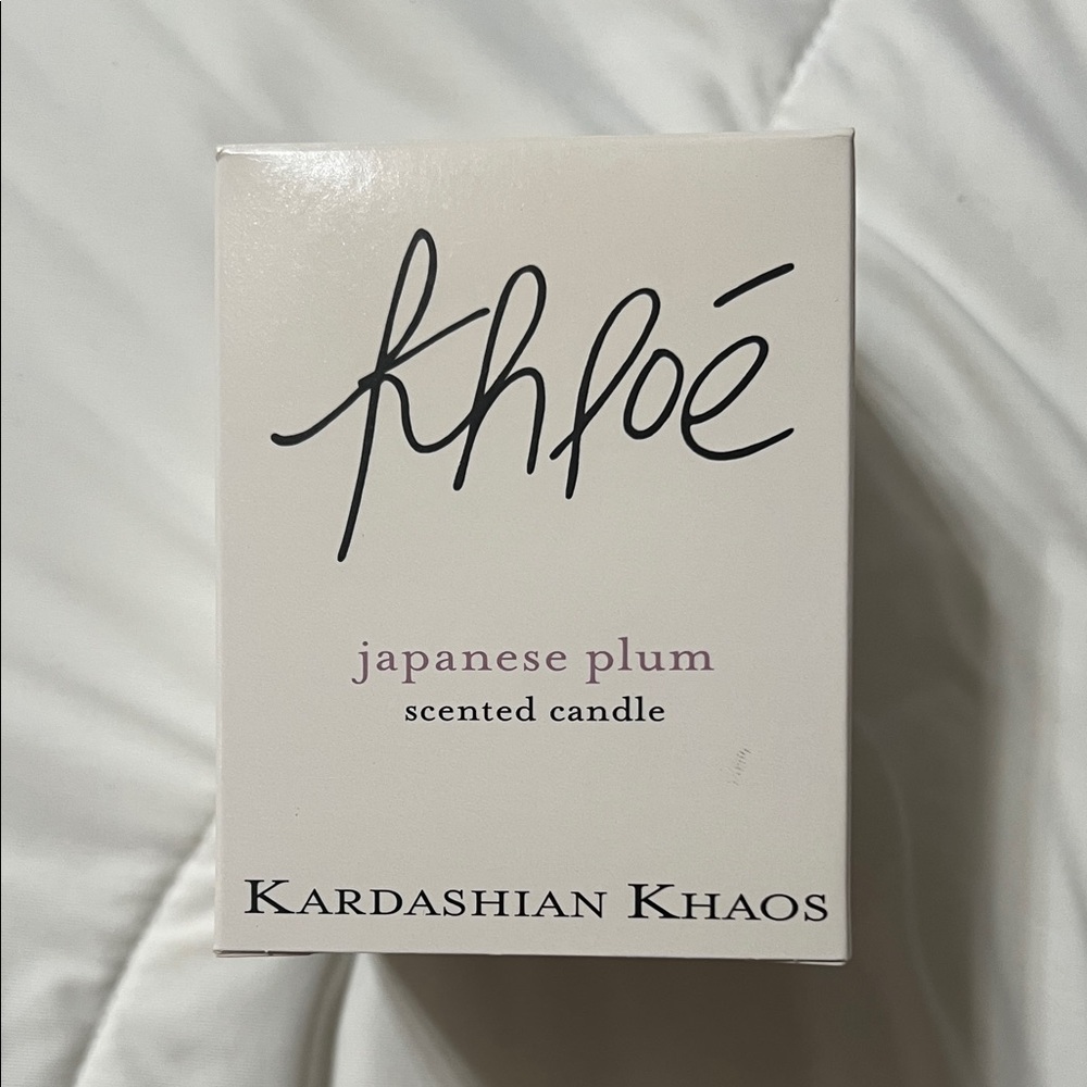 Japanese Plum Scented Candle - Cream